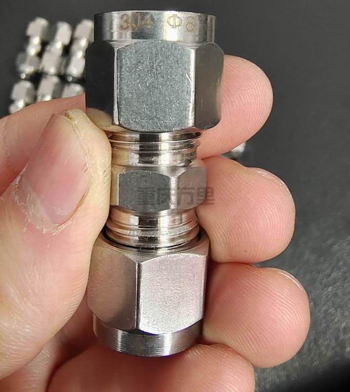 調(diào)整大小 1-22050Q55542421.jpg