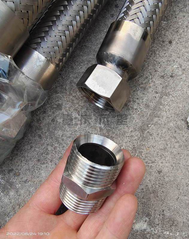 調(diào)整大小 1-22062Q42Q5F6.jpg