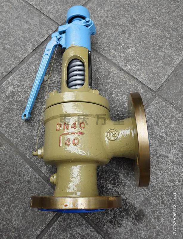 調(diào)整大小 1-22061G4203b92.jpg