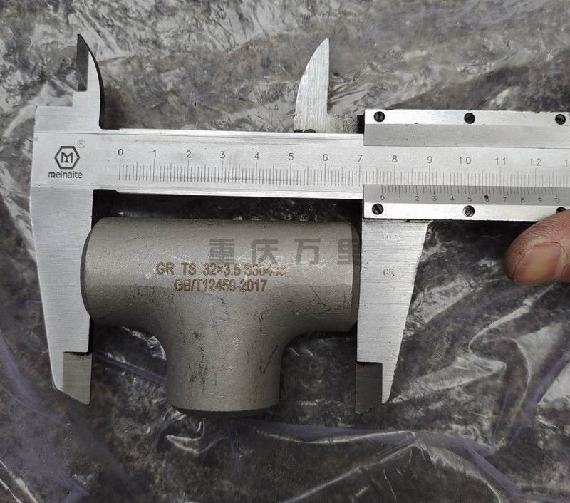 調(diào)整大小 1-240H60T33EC.jpg