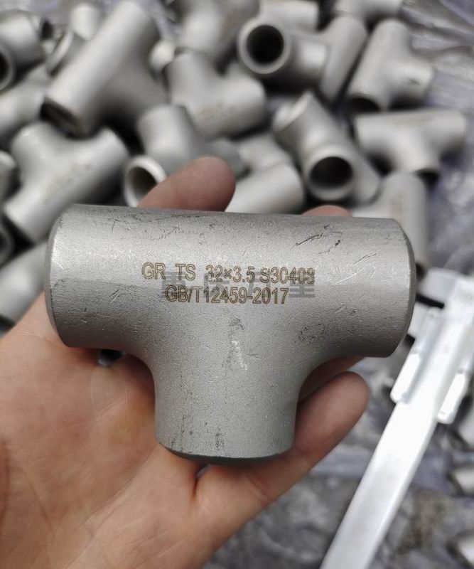 調(diào)整大小 1-240H60T335595.jpg