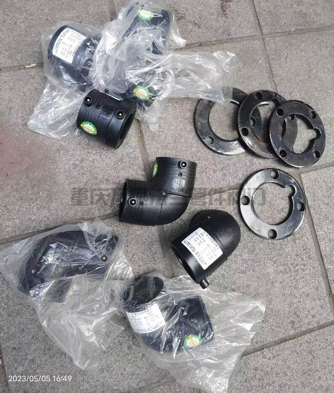 調整大小 default.jpeg